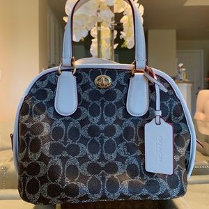 NEVER WORN Coach Mini Bag